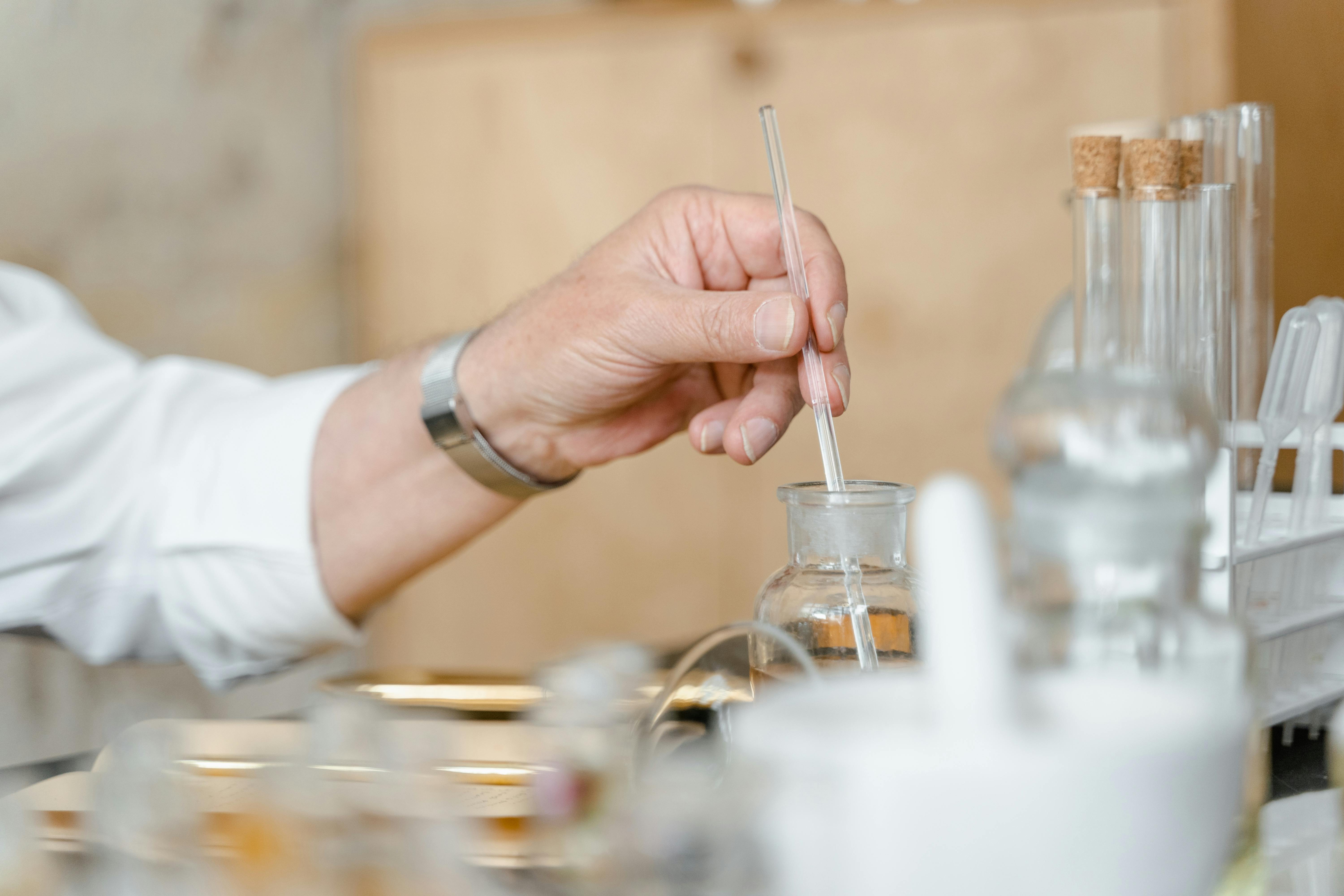 Top 10 fabricants de CAS intermédiaires pharmaceutiques n ° 7051-34-5 en 2025